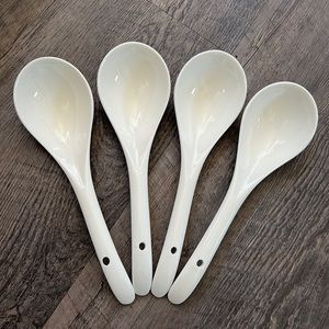 Artena spoon